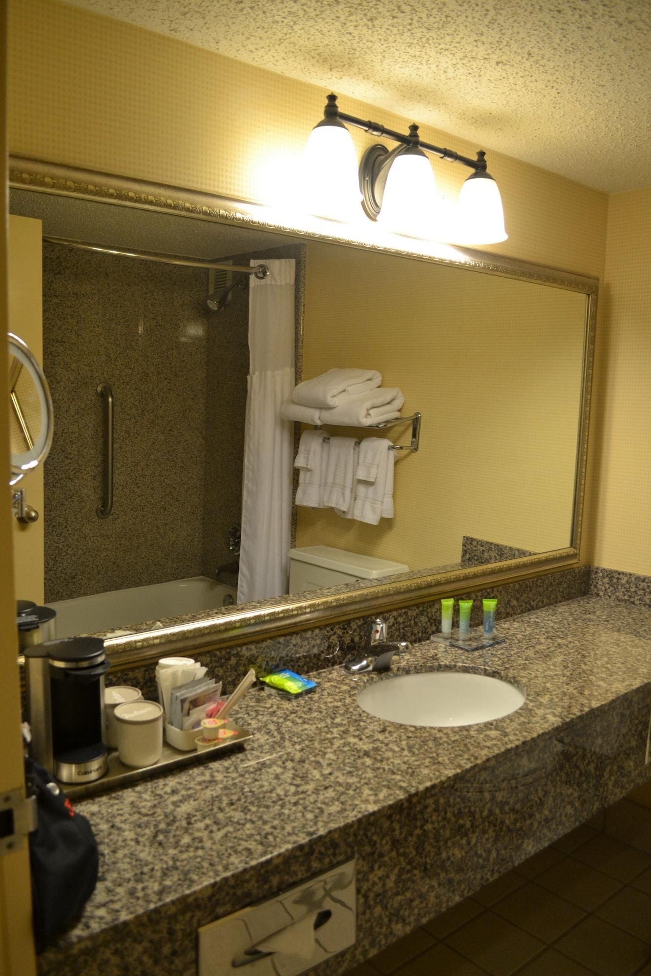Radisson Hotel Fort Worth North-Fossil Creek 외부 사진