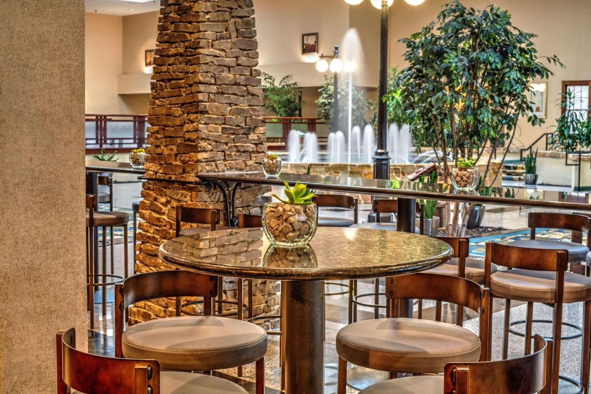Radisson Hotel Fort Worth North-Fossil Creek 외부 사진