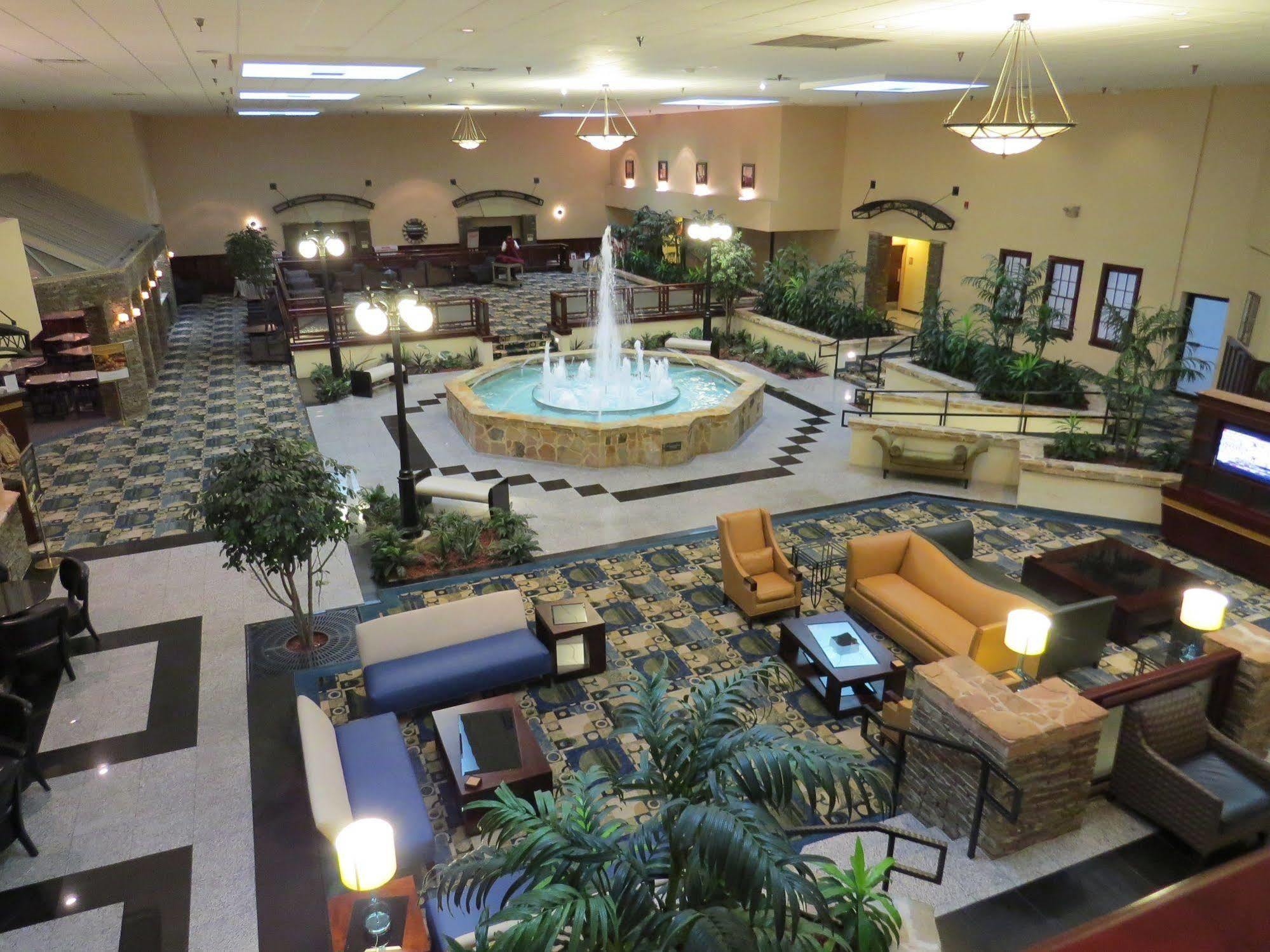 Radisson Hotel Fort Worth North-Fossil Creek 외부 사진